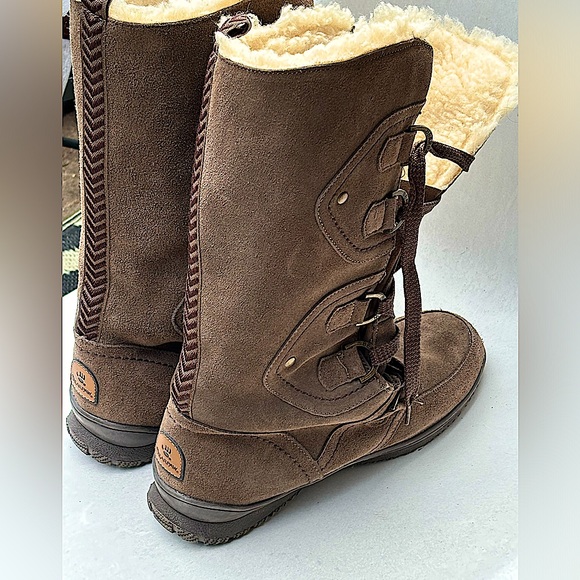 Bear Paw Justice Boots Tall Winter Boots, Lace Up Front Woman’s Size 10 NWOT - Picture 3 of 16